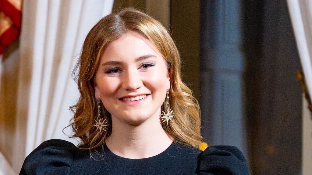 Belçika Veliaht Prensesi Elisabeth'in sahte AI fotoğrafları Facebook'ta yayılıyor